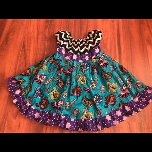 Girls custom made Monster High dress 4/5